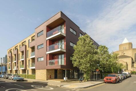 Annabel Close, Canary Wharf