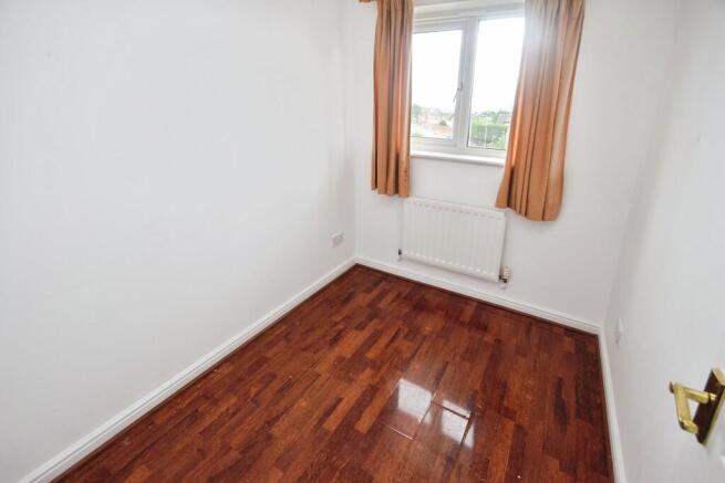 4 bed Detached for sale Image 10