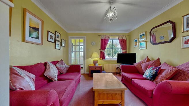 6 Weavers Lane, Glassford, Strathaven, ML10 6FP photo 4