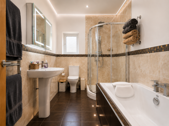 4 bed End of Terrace for sale Image 10