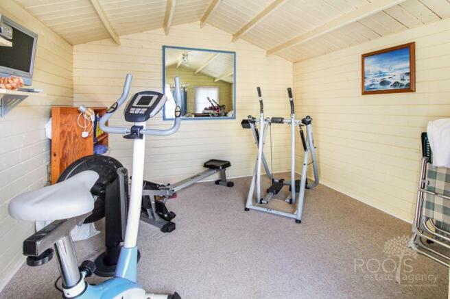 Gym/summer house