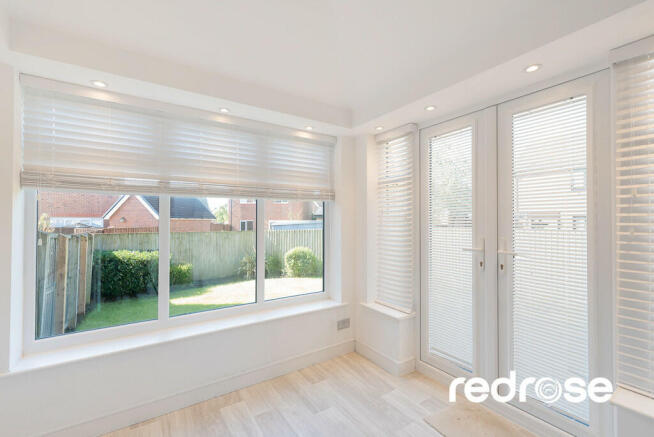 11 Seaforth Cresc...