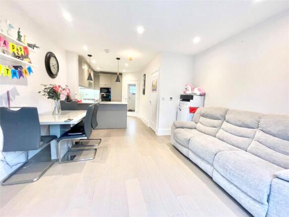 Living/Dining Area