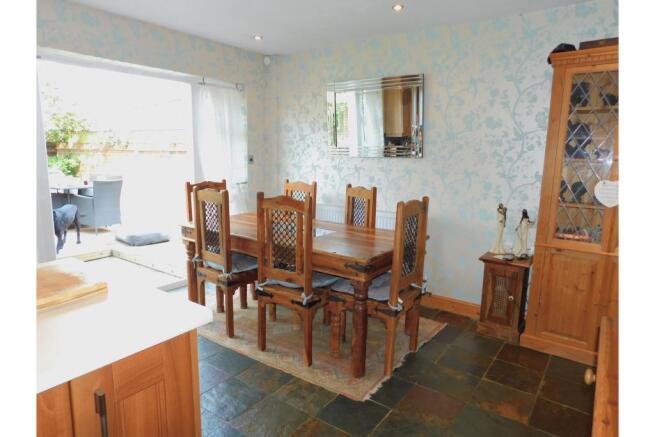 Kitchen / Breakfast