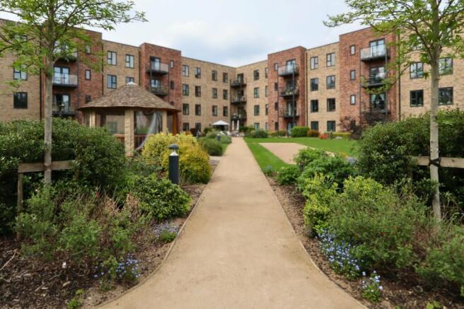 1 bed Retirement Property for sale Image 10