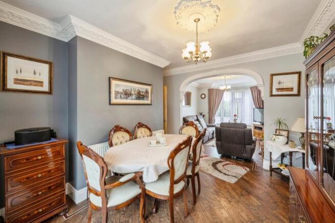 3 bed Semi-Detached for sale Image 7