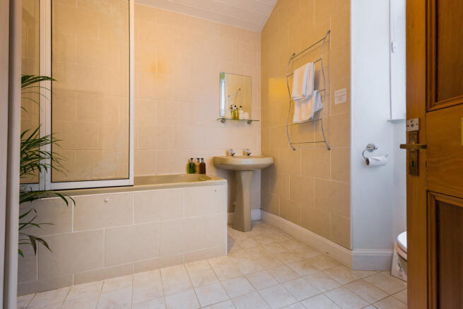 Bathroom (Kentmer...