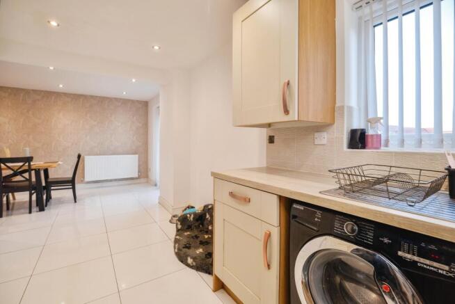 3 bed Detached for sale Image 5