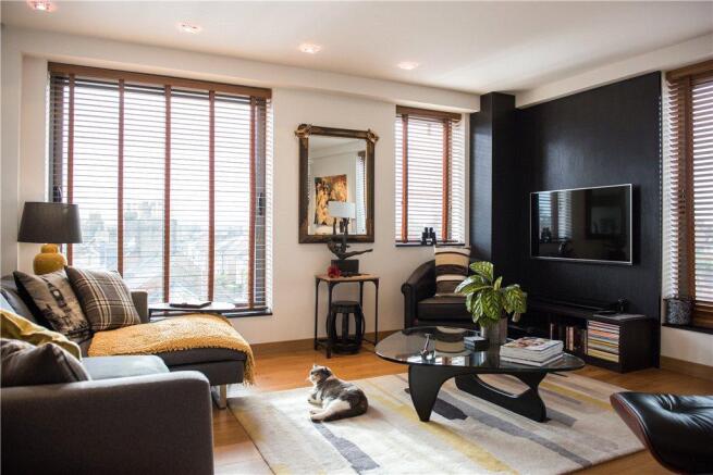 Sitting Room Area