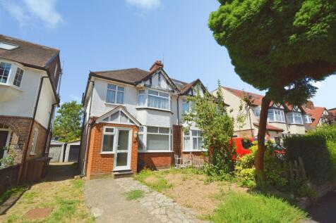 Lyncroft Gardens, Hounslow, TW3