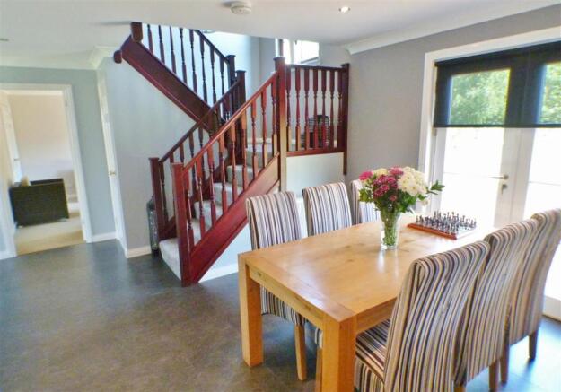 Kitchen Dining (3)