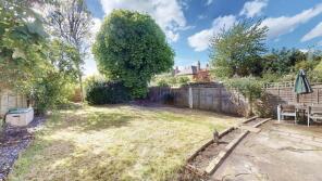 Flat 2, 211, St Margarets Road, Twickenham TW1 1LU