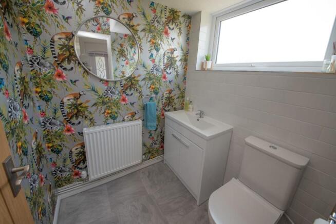 CLOAKROOM/WC