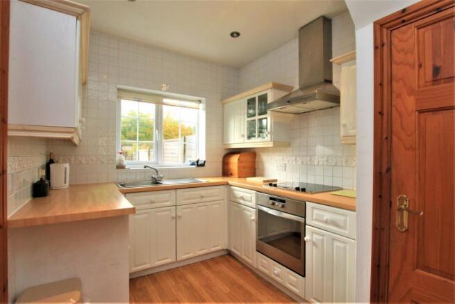27A Rydal Road kitchen 1.JPG