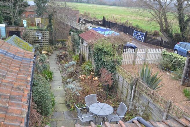 Garden & View...