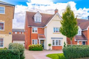 177, Woodlands Park Drive, Dunmow CM6 1WT