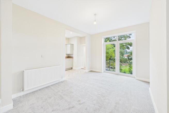 3 bed Semi-Detached for sale Image 5