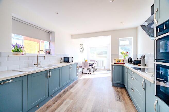 Kitchen/Dining Room