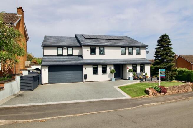 View of Property at the front