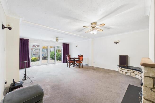 Living Room.jpg