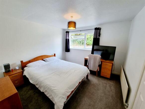 Bed 2 (2).jpg