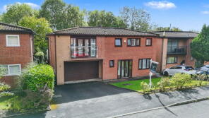 35, Green Pastures, Heaton Mersey, Stockport SK4 3RB