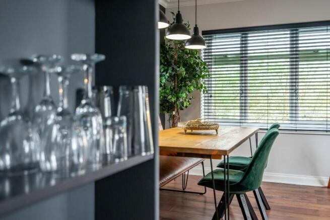 1 bed Apartment to rent Image 10
