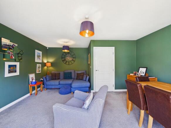 3 bed Semi-Detached for sale Image 10