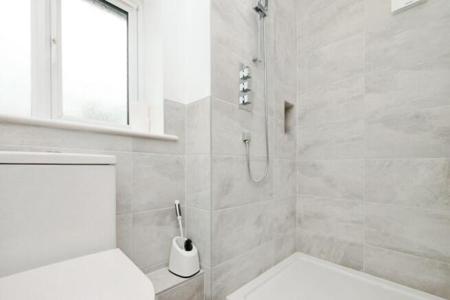 3 bed Semi-Detached for sale Image 12