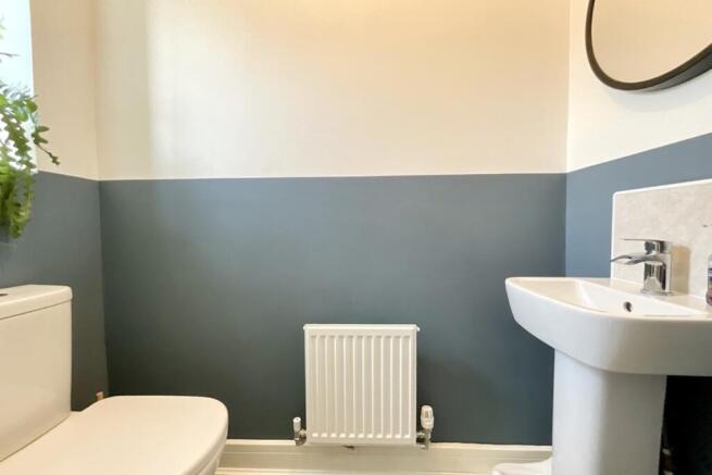 3 bed Semi-Detached for sale Image 9