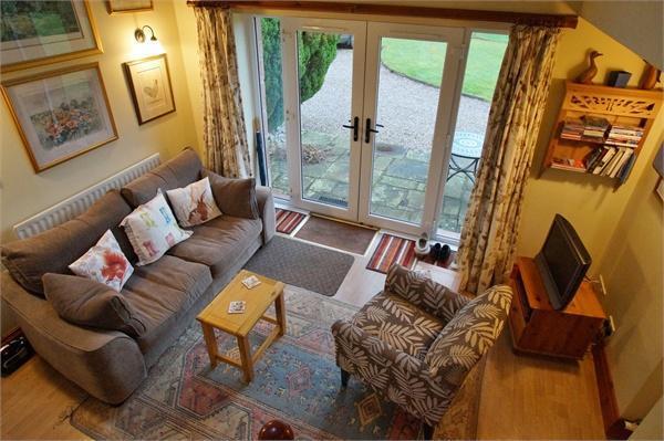 Dining Lounge