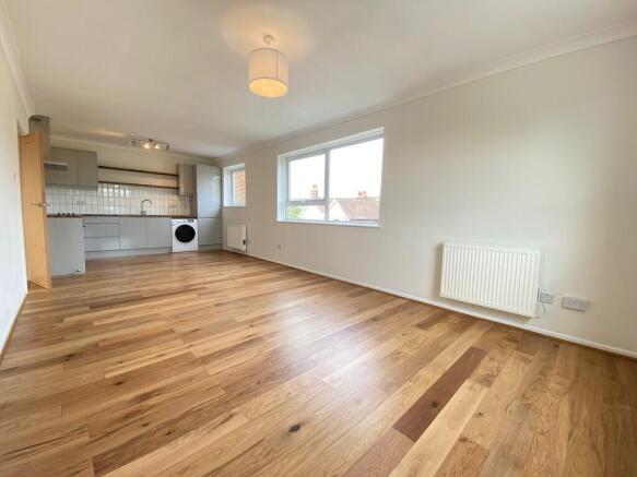 IMG_384853_8_orig...