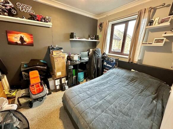 Bed 2.jpg