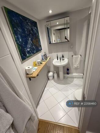 En Suite Bathroom