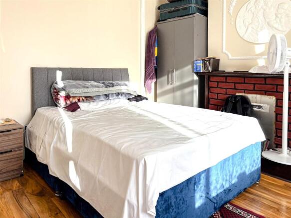 Kempton Rd, E6 For Rent by Barrain London Estate A