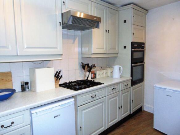 Kitchen / Buil...