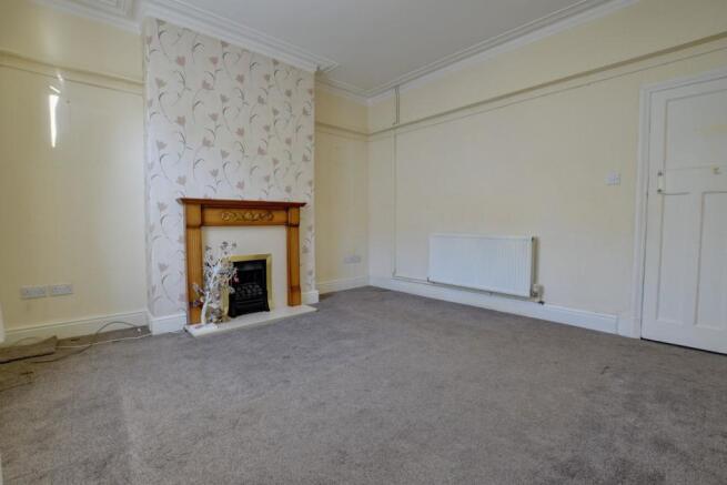 Living Room - 4.jpg