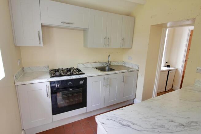 2 bed Semi-Detached for sale Image 5