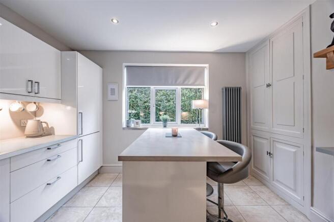 Brock Cottage - 215 London Road, Northwich, CW9 8AR photo 4
