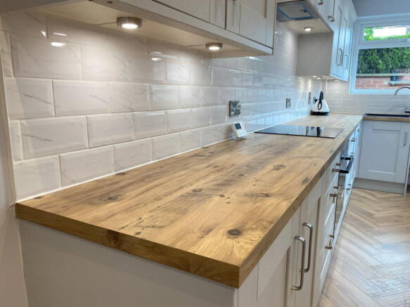 2 bed Semi-Detached for sale Image 12