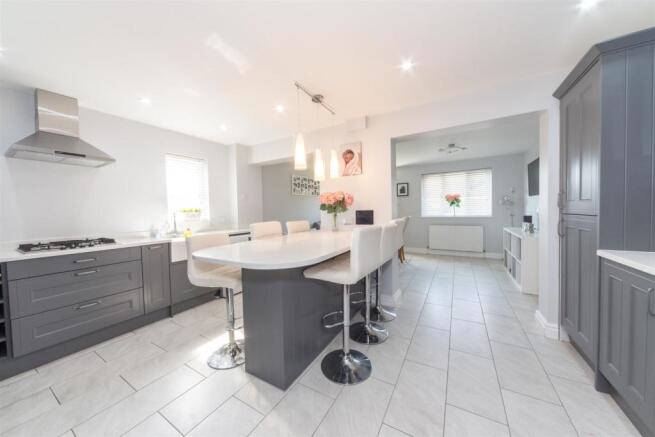 Kitchen/Family Room