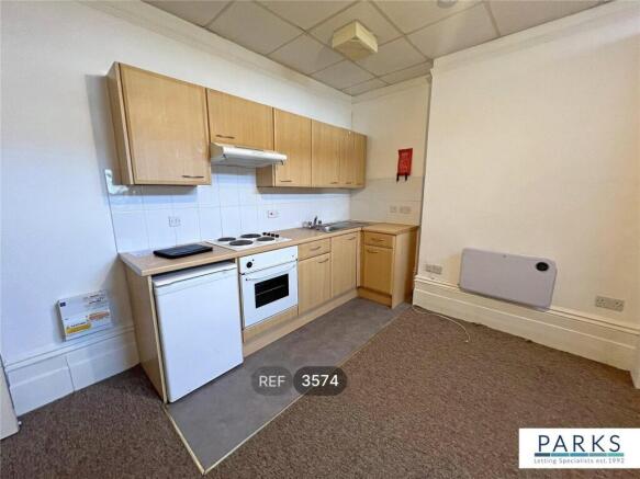 Living room / Kitchen