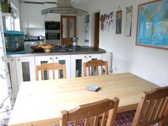 Kitchen/Dining...