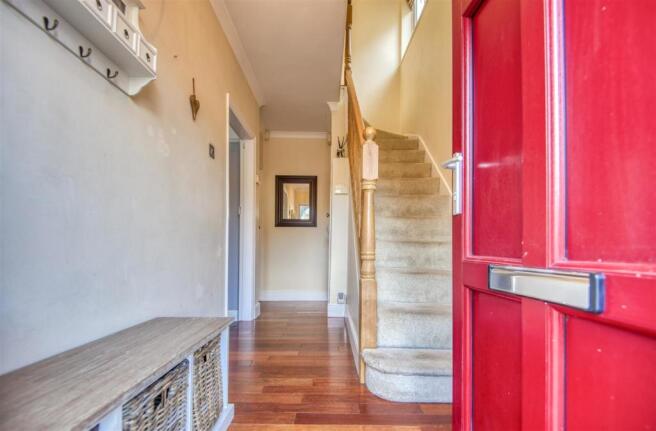 2 Hallway.jpg