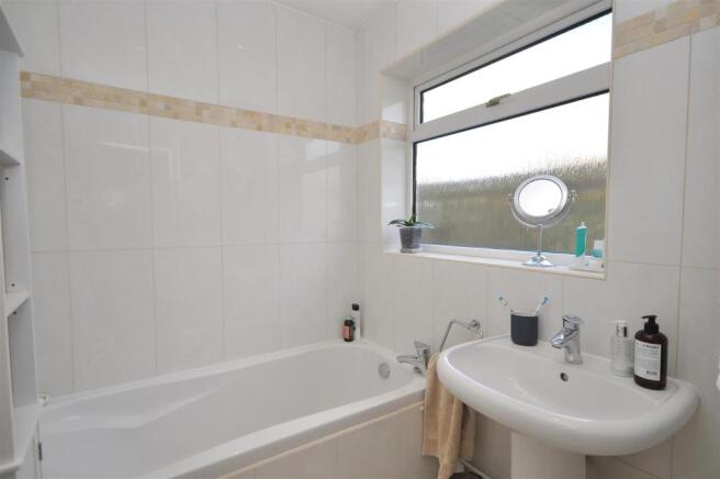 Bath / Shower Room