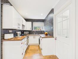 1, Deans Close, Whickham Central, Newcastle Upon Tyne NE16 4DA