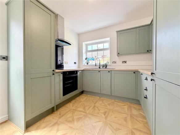 3 bed Bungalow for sale Image 4