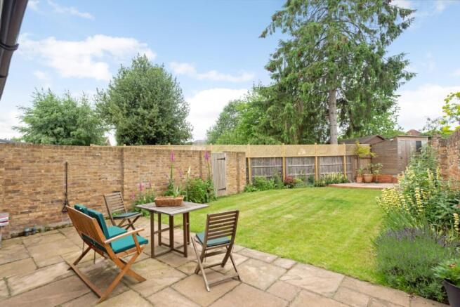 67 Wycombe Road 3...