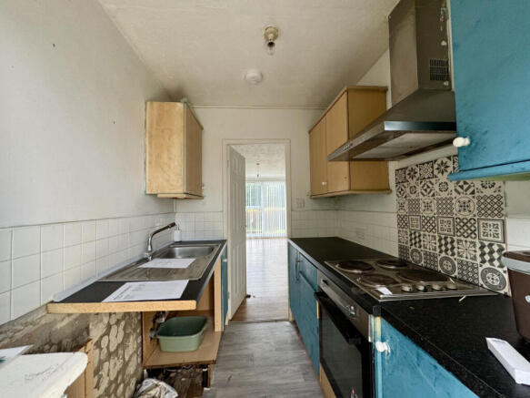2 bed Flat for sale Image 4