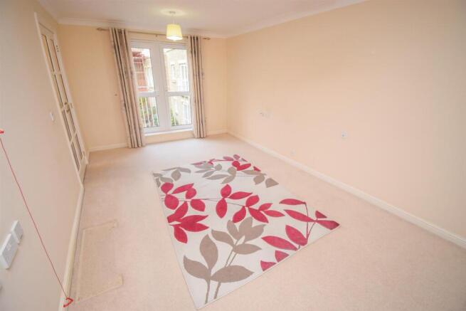 LOUNGE-DINING ROOM-2.jpg